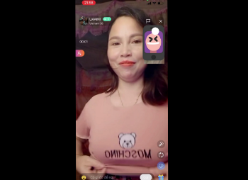 U50 show vếu căng
