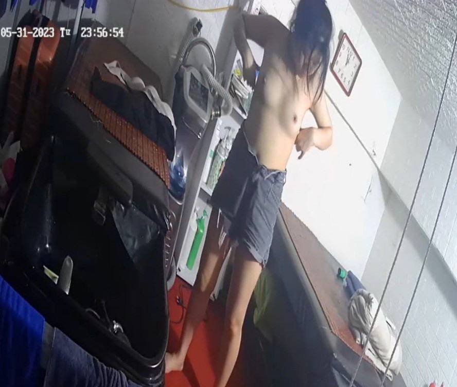 Quán salon em gái thủ dâm ngay trong chỗ gội đầu cho khách