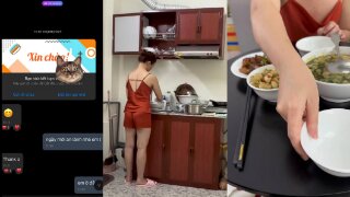 Thanh niên quen được cô y tá mới ly dị chồng